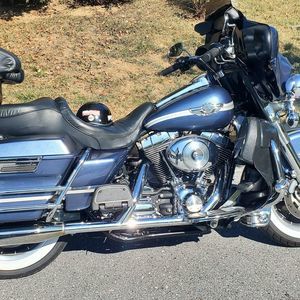 Meet your Posher, Larry